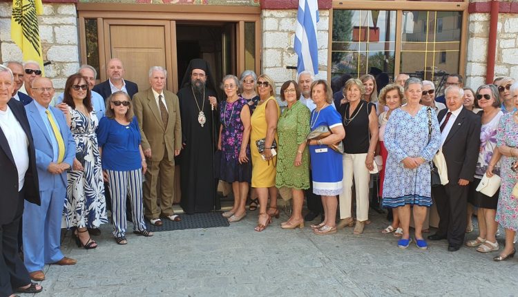 Πλήθος-ομογενών-στην-Καστοριά-για-την-Κυριακή-των-Αποδήμων