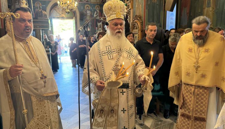 Πανηγυρικές-Ιερές-Ακολουθίες-στις-Ιερές-Μητροπόλεις-Καλαβρύτων-και-Αιγιαλείας,-και-Κορίνθου