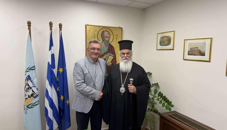 Συνάντηση-Μητροπολίτη-Καλαβρύτων-με-τον-Δήμαρχο-Κορινθίων