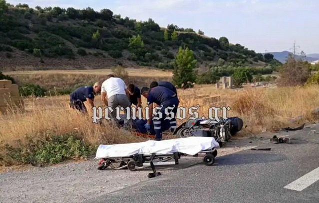 Νεκρός-33χρονος-οδηγός-μηχανής-στη-Θήβα-–-Συγκρούστηκε-με-τρακέρ