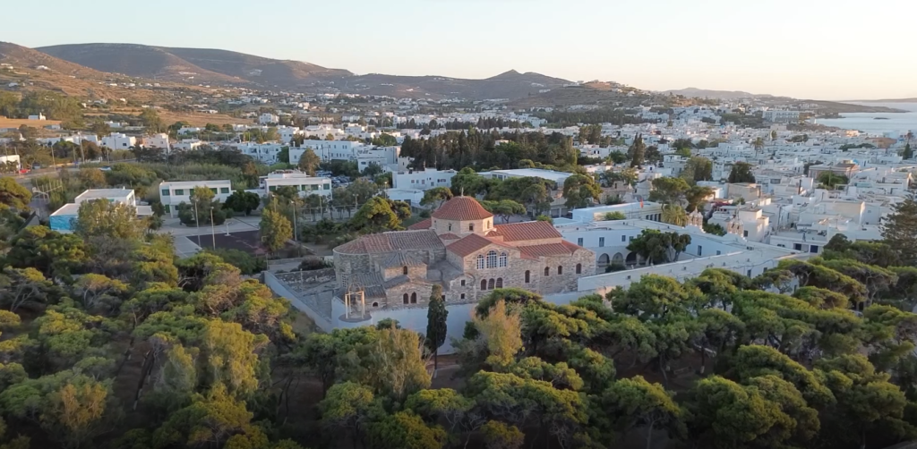 Ντοκιμαντέρ:-Παναγία-Εκατονταπυλιανή-Πάρου-–-aνάμεσα-στο-ανθρώπινο-και-το-Θείο