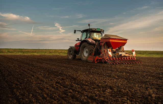 Σκοτώθηκε-30χρονος-πέφτοντας-από-τρακτέρ-στην-Πέλλα