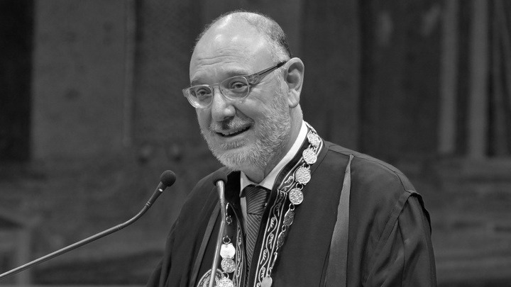 Την-Πέμπτη-στον-ΙΝ.-Αγίας-Σοφίας-στη-Θεσσαλονίκη-η-Εξόδιος-Ακολουθία-του-Χρυσόστομου-Σταμούλη