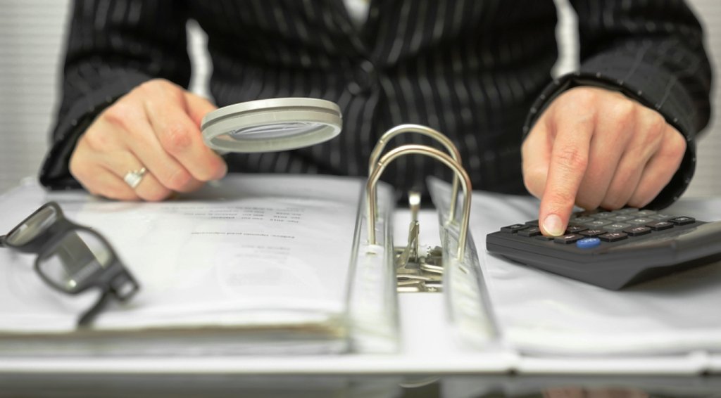 ΑΑΔΕ:-Πάνω-από-100-παραβάσεις-σε-μία-εβδομάδα-σε-επιχειρήσεις-δημοφιλών-τουριστικών-προορισμών