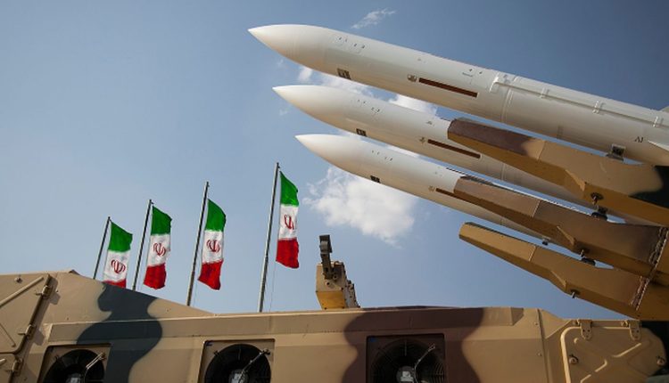 Ιράν:-Απειλή-για-χρήση-νέων-ισχυρότερων-πυραύλων-σε-περίπτωση-ισραηλινής-επίθεσης