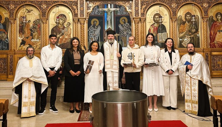 Σύδνεϋ:-Πέντε-νεοφώτιστοι-Ορθόδοξοι-στην-Ενορία-Αναστάσεως-του-Χριστού-kogarah