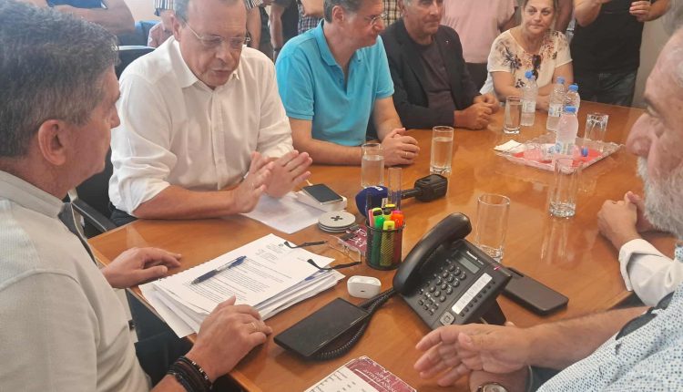 Περιοδεία-Σωκράτη-Φάμελου-σε-Αχαΐα,-Αιτωλοακαρνανία-και-Πρέβεζα-–-Συναντήσεις-με-δημάρχους,-κατοίκους-και-φορείς