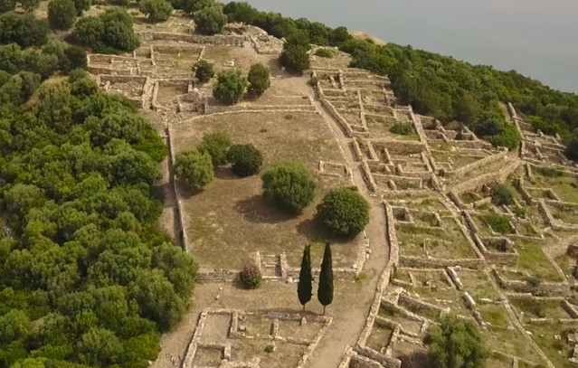 Τη-βελτίωση-της-προσβασιμότητας-στον-αρχαιολογικό-χώρο-του-Ραμνούντος-ανακοίνωσε-το-υπουργείο-Πολιτισμού