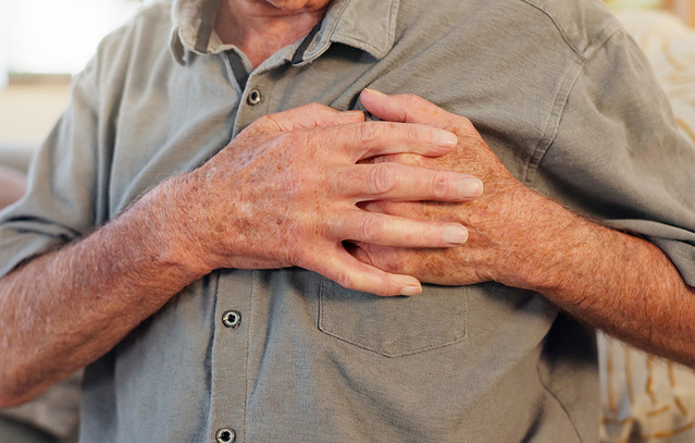 Ποια-σημάδια-που-προειδοποιούν-για-καρδιακή-προσβολή,-δεν-πρέπει-να-αγνοήσεις