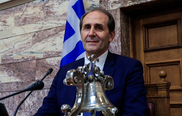 Η-ανακοίνωση-του-υπουργείου-Υγείας-για-τον-θάνατο-Βεσυρόπουλου-–-Γιατρός-και-διασώστης-εκτός-υπηρεσίας-προσπάθησαν-να-τον-σώσουν