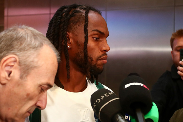 Έφτασε-στην-Αθήνα-για-λογαριασμό-του-Παναθηναϊκού-ο-Ρενάτο-Σάντσες-–-«Ήρθα-για-να-κατακτήσουμε-τίτλους»