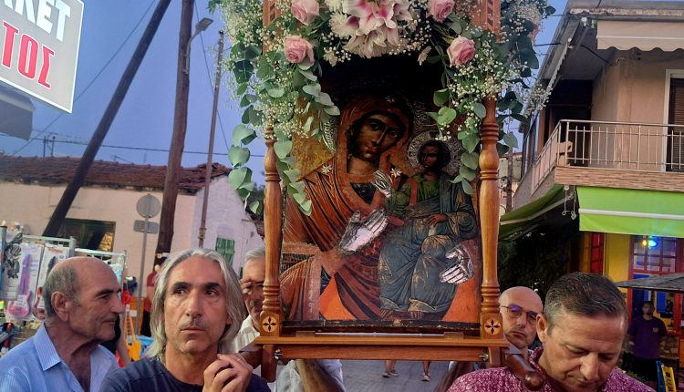 Η-Παναγία-Ελεούσα-–-Το-ιερό-κειμήλιο-της-Σάρτης-Χαλκιδικής