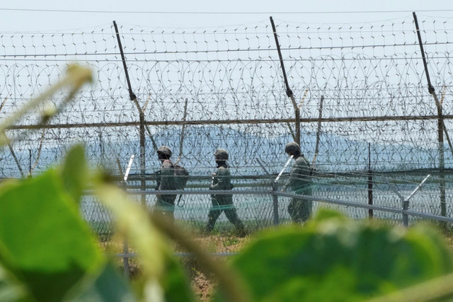 Η-Βόρεια-Κορέα-προειδοποίησε-για-«ανεξέλεγκτη»-σύγκρουση-με-τη-Σεούλ-μετά-από-επεισόδιο-στα-σύνορα