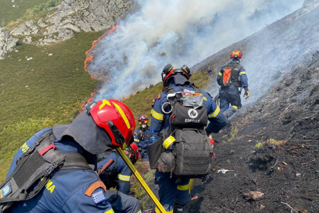 Οι-Έλληνες-δασοκομάντος-στις-μεγάλες-φωτιές-της-Ισπανίας-–-Δείτε-φωτογραφίες