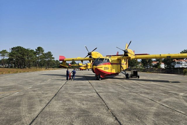 Τα-ελληνικά-canadair-που-επιχειρούν-στην-Πορτογαλία