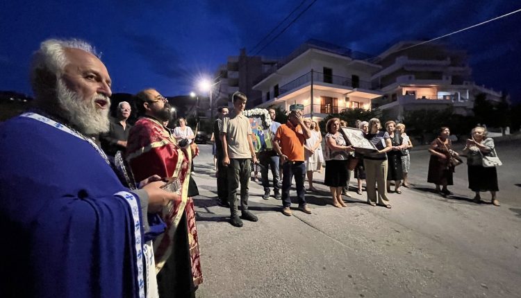 Πανηγυρικός-Εσπερινός-Αγίου-Κοσμά-και-λιτανεία-στην-Αιδηψό