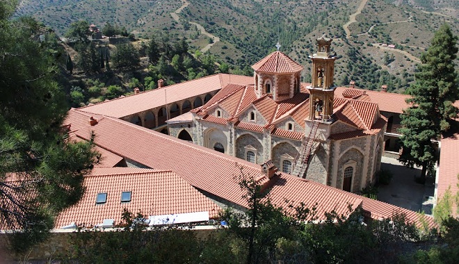 Ζωντανά-από-τη-Μονή-Μαχαιρά-η-Αγρυπνία-για-τον-Άγιο-Ιωσήφ-τον-Ησυχαστή