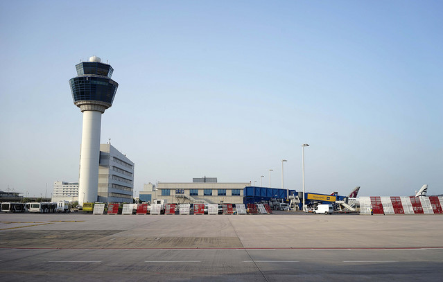 Τετράωρη-στάση-εργασίας-την-Πέμπτη-για-τους-ελεγκτές-εναέριας-κυκλοφορίας-–-Ποιες-πτήσεις-θα-εξυπηρετηθούν