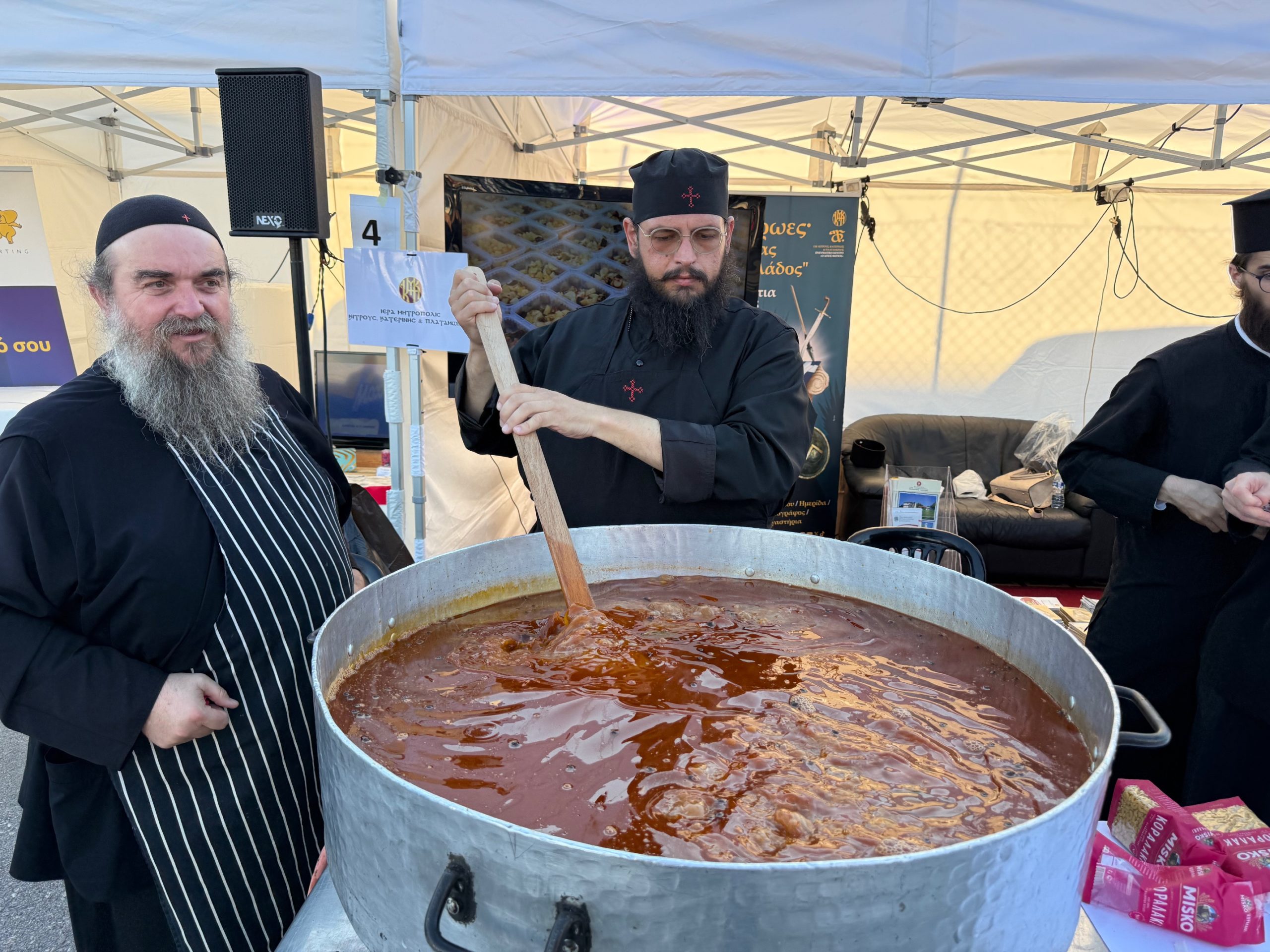 Εκδήλωση-μοναστηριακής-κουζίνας-της-Ιεράς-Μητροπόλεως-Κίτρους-στην-Κατερίνη
