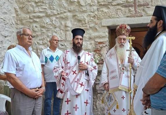 Πρώτη-Αρχιερατική-Θεία-Λειτουργία-στον-ΙΝ.-Μεταμορφώσεως-Ποταμίου-Καρλοβάσου