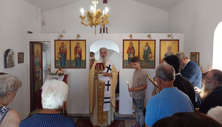 Αρχιερατική-Θεία-Λειτουργία-στην-Παναγία-Κρημνιώτισσα-Σαμοθράκης