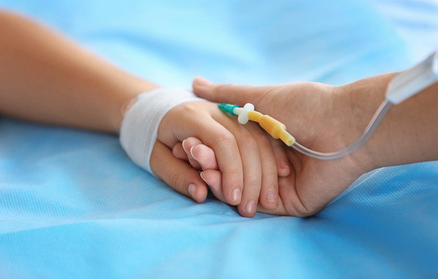 Εξιτήριο-για-τον-8χρονο-που-παρασύρθηκε-από-δίκυκλο-που-οδηγούσε-14χρονος-στον-Βόλο