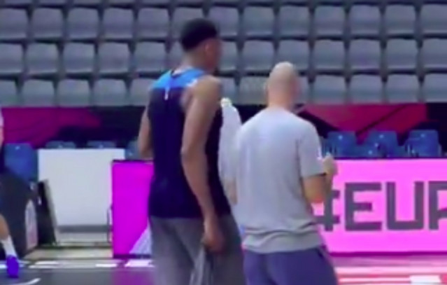 Εθνική-Ελλάδας-μπάσκετ:-Το…-μάθημα-του-Σπανούλη-στον-Αντετοκούνμπο-ενόψει-του-eurobasket-2025