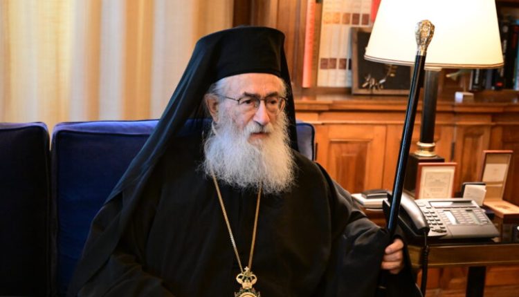 Αρχιεπίσκοπος-Σινά:-«Κινδυνεύει-η-ζωή-μου»