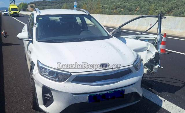 Φθιώτιδα:-Άνοιξε-την-πόρτα-να-κατέβει-μετά-από-τροχαίο-και-τον-χτύπησε-φορτηγό