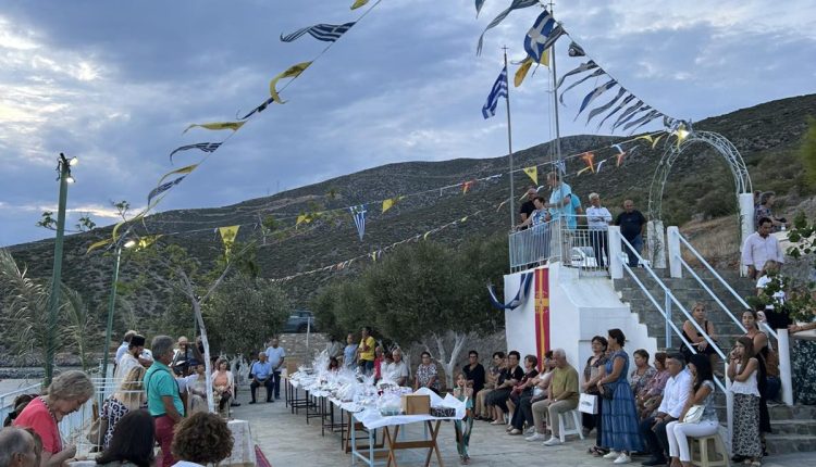 Πανηγυρικός-Εσπερινός-Αγίου-Φανουρίου-στην-Κακιά-Σκάλα-Αλιβερίου