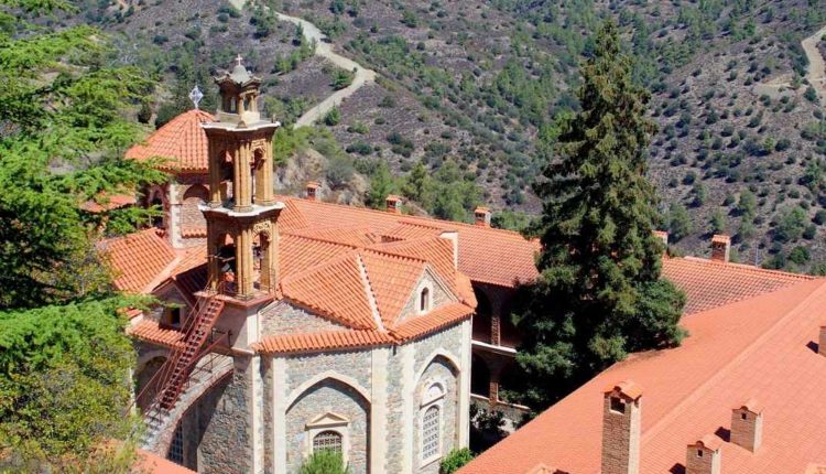 ΖΩΝΤΑΝΑ:-Αγρυπνία-για-τον-Άγιο-Ιωσήφ-τον-Ησυχαστή-στη-Μονή-Μαχαιρά