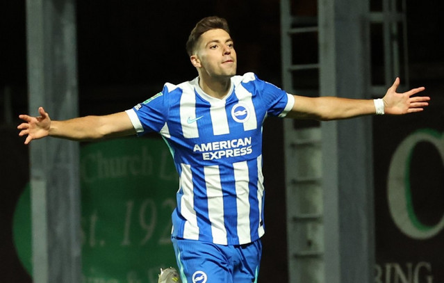 carabao-cup:-Ντεμπούτο-με-2-γκολ-ο-Τζίμας-στην-6άρα-της-Μπράιτον