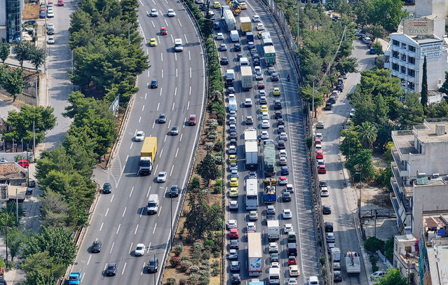 Κίνηση-τώρα:-Κόκκινος-ο-Κηφισός-μετά-από-τροχαίο-στο-ύψος-της-Λένορμαν