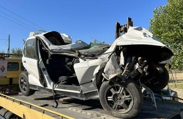 Συγκλονίζουν-οι-εικόνες-μετά-το-τροχαίο-με-δύο-νεκρούς-16χρονους-στην-Καστοριά:-Παραμορφώθηκε-το-αυτοκίνητο