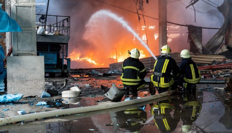 Ουκρανία:-«Τεράστια»-ρωσική-επίθεση-στο-Κίεβο-με-τουλάχιστον-3-νεκρούς-και-9-τραυματίες