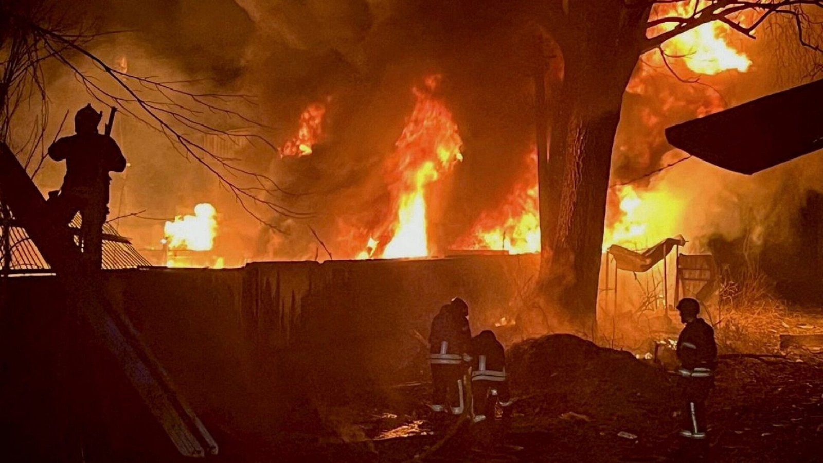 Ουκρανία:-Τους-14-έφτασαν-οι-νεκροί-από-τις-ρωσικές-επιθέσεις-στο-Κίεβο