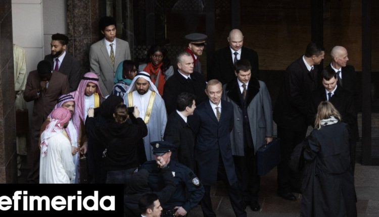 Βενετία-2025:-Η-απίστευτη-μεταμόρφωση-του-Τζουντ-Λο-σε-Βλαντίμιρ-Πούτιν-τραβάει-τα-βλέμματα-στο-φεστιβάλ