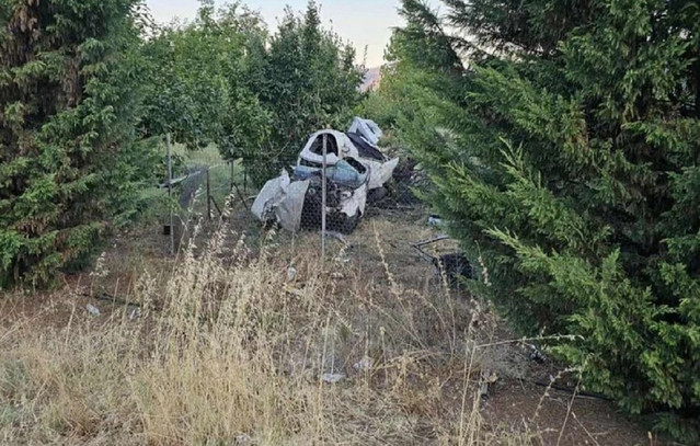 Δυστύχημα-στην-Καστοριά:-Ζευγάρι-οι-2-νεκροί-16χρονοι-–-Το-αγόρι-είχε-πάρει-κρυφά-το-ΙΧ,-«κάτι-βγήκε-μπροστά-τους»-λένε-κάτοικοι