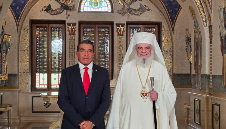 Στον-Πατριάρχη-Ρουμανίας-ο-Ειδικός-Απεσταλμένος-των-ΗΠΑ-για-τις-Παγκόσμιες-Συνεργασίες