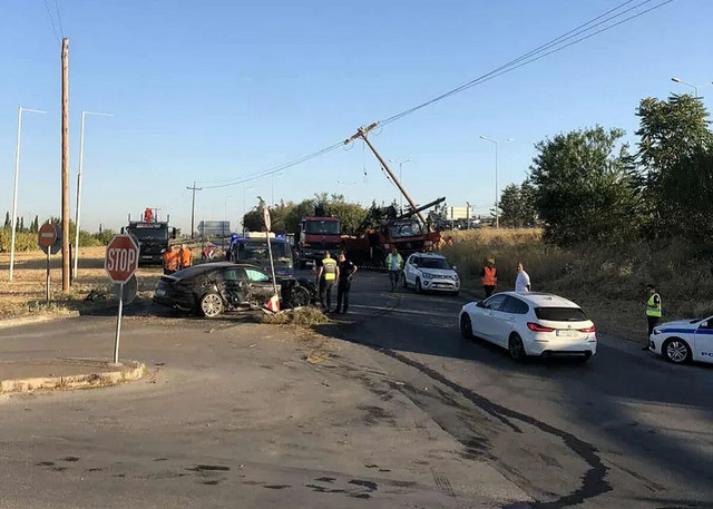 «Η-μαύρη-porsche-έτρεχε-με-ιλιγγιώδη-ταχύτητα»-–-Πώς-έγινε-το-σοβαρό-τροχαίο-στη-Θεσσαλονίκη