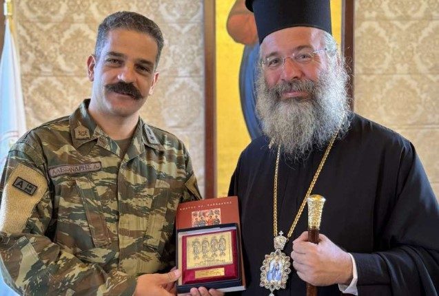 o-νέος-Διοικητής-του-Τάγματος-Εθνοφυλακής-Ρεθύμνου-στον-Μητροπολίτη-Πρόδρομο