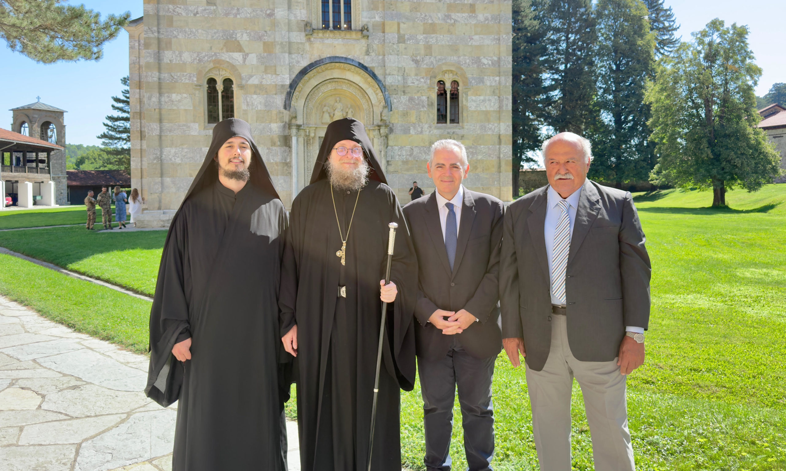 Μ-Χαρακόπουλος-από-την-ΙΜ.-Βισόκι-Ντέτσανι:-Δεν-ξεχνούμε-τους-Ορθόδοξους-στο-Κοσσυφοπέδιο-και-Μετόχια