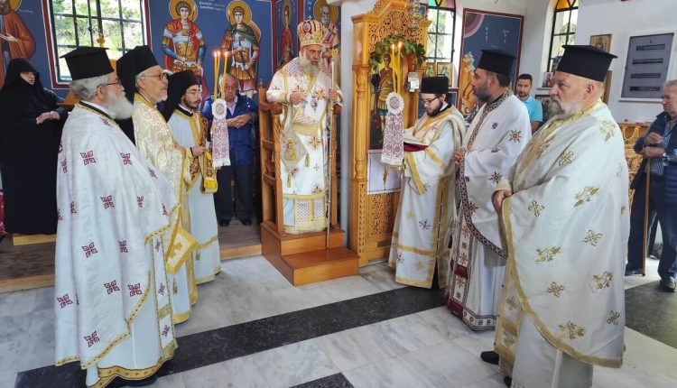 Με-λαμπρότητα-η-εορτή-του-Αγίου-Φανουρίου-στη-Ρεντίνα-Αγράφων