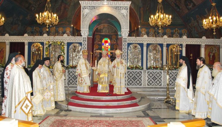 Η-πανηγυρική-Θεία-Λειτουργία-στον-ΙΝ.-Αγίου-Αλεξάνδρου-του-Παλαιού-Φαλήρου