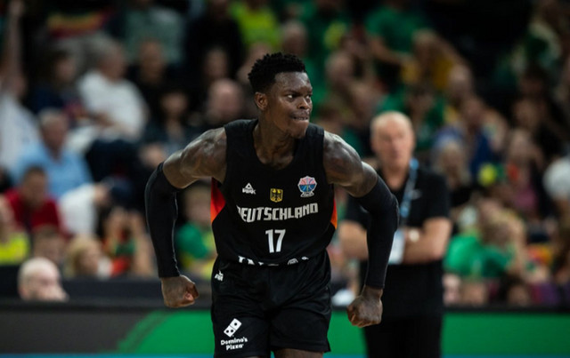 eurobasket-2025:-Ο-Σρέντερ-κατήγγειλε-ρατσιστική-επίθεση-από-Λιθουανό-οπαδό-και-η-fiba-τον-εντόπισε-και-τον-«απέβαλλε» άμεσα