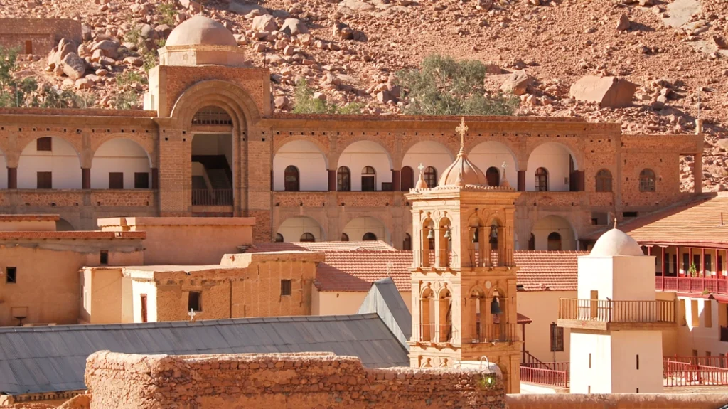 Μονή-Σινά:-Σε-διαγραφή-11-μοναχών-προχώρησε-ο-Αρχιεπίσκοπος-Σιναίου