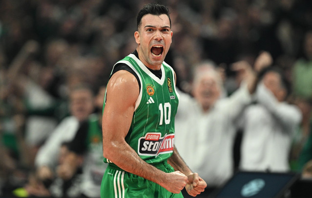 Η-απόφαση-του-Σλούκα-για-Παναθηναϊκό-και-το-τέλος-της-καριέρας-του