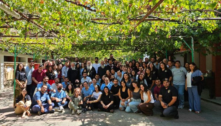 Ο-Αρχιεπίσκοπος-Κύπρου-στην-Κατασκήνωση-των-Ορθοδόξων-Εκκλησιών-Μέσης-Ανατολής-στον-Άγιο-Νικόλαο-της-Στέγης-στην-Κακοπετριά