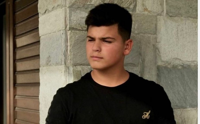 Εγκεφαλική-αιμορραγία-που-οφείλεται-σε-ανεύρυσμα,-η-αιτία-θανάτου-του-18χρονου-Νίκου-που-κατέρρευσε-ξαφνικά-στον-Βόλο