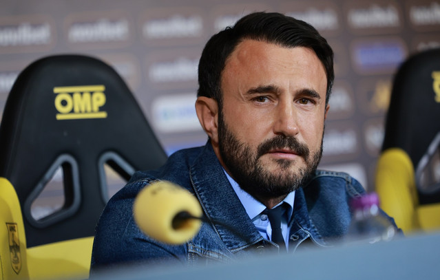 Ζήτησε-συγγνώμη-ο-Καρυπίδης-για-τα-«γκάζια»-στα-αποδυτήρια-μετά-την-εντός-έδρας-ήττα-του-Άρη-από-τον-Παναιτωλικό